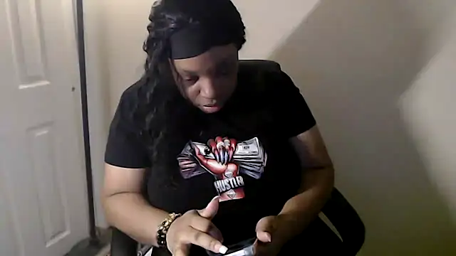 Sexymona1218 online show from April 26, 2026, 5:49 am