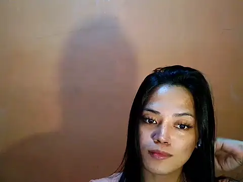 AsianQueenAlexaXx online show from April 15, 2026, 9:15 pm