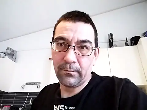 dick81 online show from March 22, 2026, 9:55 am