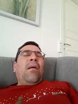 dick81 online show from April 7, 2026, 10:17 am