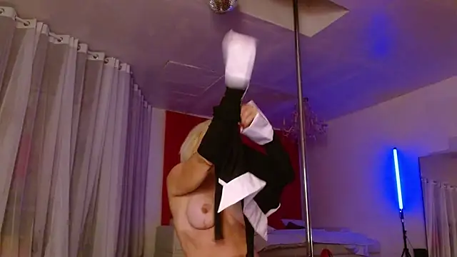 Sweet-Ginger online show from September 17, 2025, 7:16 pm