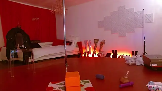 Sweet-Ginger online show from January 14, 2026, 8:45 pm