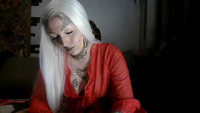 Snapshot of RoxxyInk chatting on March 15, 2026, 10:28 pm RoxxyInk online show from March 15, 2026, 10:28 pm