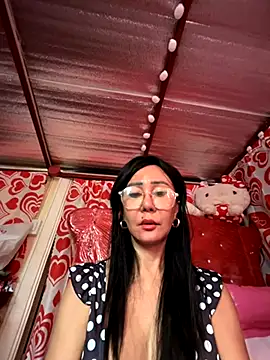 sweetieme online show from October 7, 2025, 12:44 am