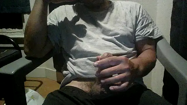 loozamangos online show from September 9, 2025, 10:36 am