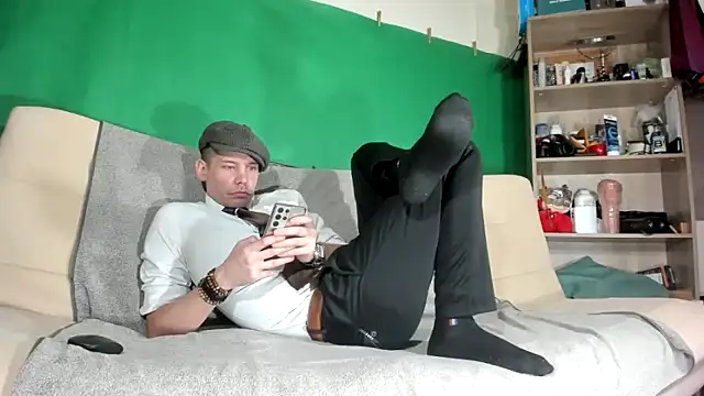 viraglaci18xh online show from March 12, 2026, 6:01 pm