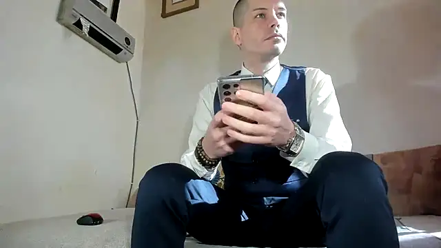 viraglaci18xh online show from February 27, 2026, 1:00 pm