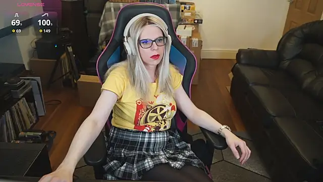 KelseyCobalt online show from October 18, 2025, 8:44 pm