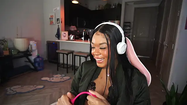 Snapshot of NSFWEros chatting on December 30, 2024, 7:15 am NSFWEros online show from December 30, 2024, 7:15 am