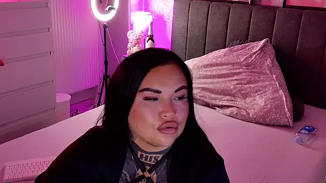  MelinaCurves  online show from March 16, 2025, 8:43 pm