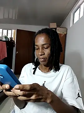 Snapshot of africa_deluxe chatting on March 4, 2026, 11:40 am africa deluxe online show from March 4, 2026, 11:40 am