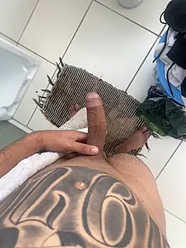 Snapshot of RenanDlc chatting on January 13, 2026, 7:18 pm RenanDlc online show from January 13, 2026, 7:18 pm