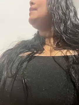 emilyjohanson online show from May 27, 2026, 5:42 pm
