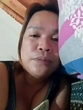 tsfucker lei online show from October 25, 2025, 11:09 am