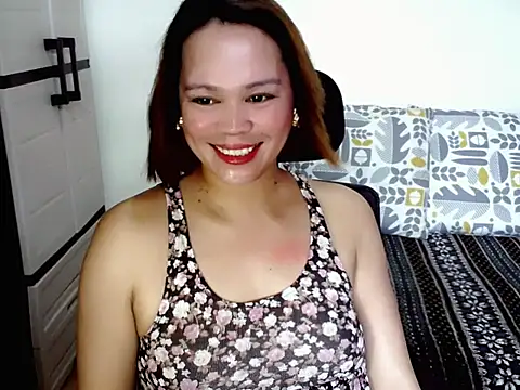 tsfucker lei online show from May 23, 2026, 4:44 am