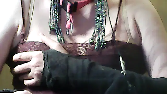 sissy sarah69 online show from November 30, 2025, 3:35 pm