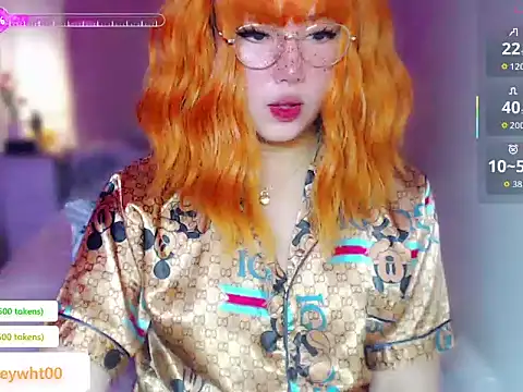 HOTnWILDalice online show from July 27, 2026, 4:08 am