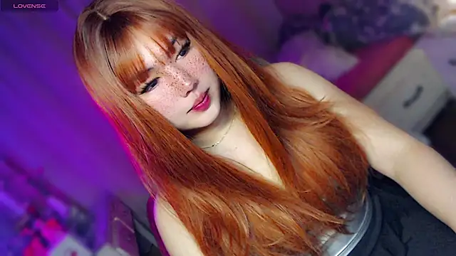 HOTnWILDalice online show from July 16, 2026, 3:25 am