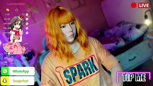 HOTnWILDalice online show from September 11, 2025, 2:44 am