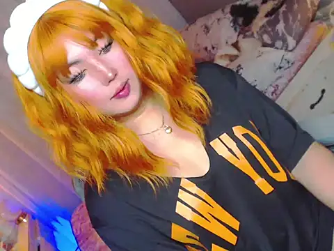 HOTnWILDalice online show from June 9, 2026, 4:13 am