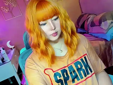 HOTnWILDalice online show from October 1, 2025, 1:33 am