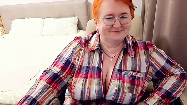 leiamillersonn online show from August 1, 2026, 5:44 pm