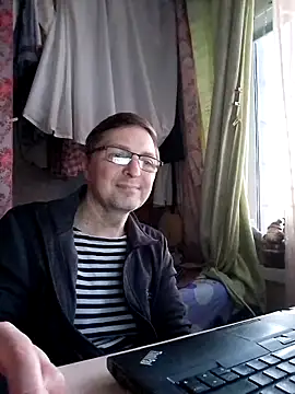 Snapshot of Pokaz2020 chatting on February 1, 2026, 2:59 pm Pokaz2020 online show from February 1, 2026, 2:59 pm