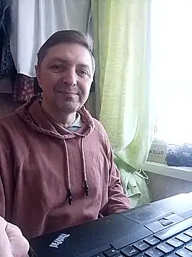 Snapshot of Pokaz2020 chatting on January 12, 2026, 8:10 am Pokaz2020 online show from January 12, 2026, 8:10 am