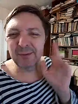 Snapshot of Pokaz2020 chatting on June 10, 2026, 6:09 pm Pokaz2020 online show from June 10, 2026, 6:09 pm