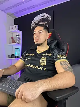 Snapshot of Dimitri_Colleman chatting on November 23, 2025, 7:02 pm Dimitri Colleman online show from November 23, 2025, 7:02 pm