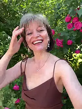 Melljoy online show from June 12, 2026, 5:05 am
