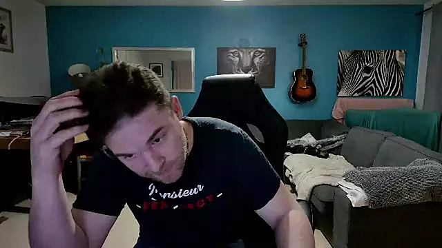 tom sauwer online show from February 3, 2025, 5:51 am