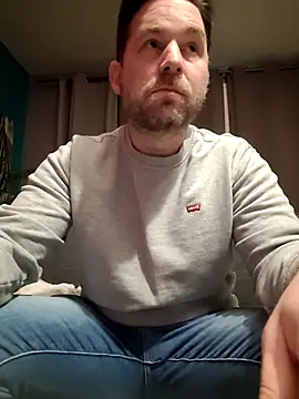 tom sauwer online show from September 23, 2025, 8:49 pm