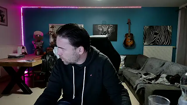 tom sauwer online show from January 18, 2025, 5:37 pm