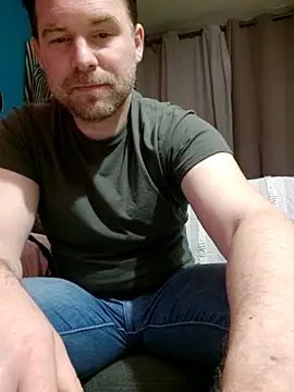 tom sauwer online show from October 11, 2025, 9:27 pm