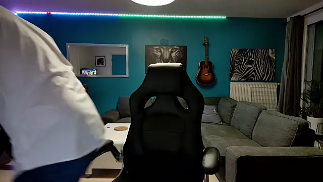 tom sauwer online show from February 27, 2025, 8:20 pm