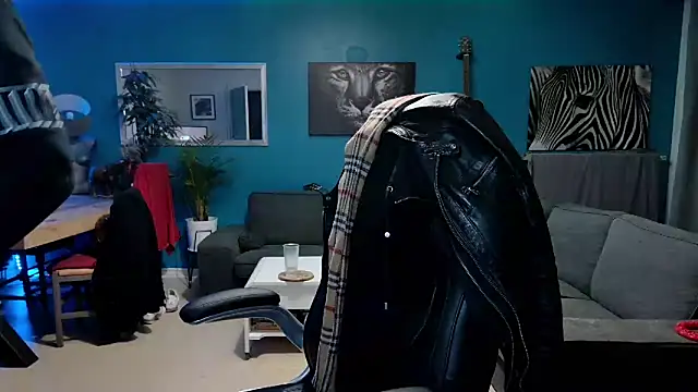 tom sauwer online show from December 22, 2024, 9:09 pm