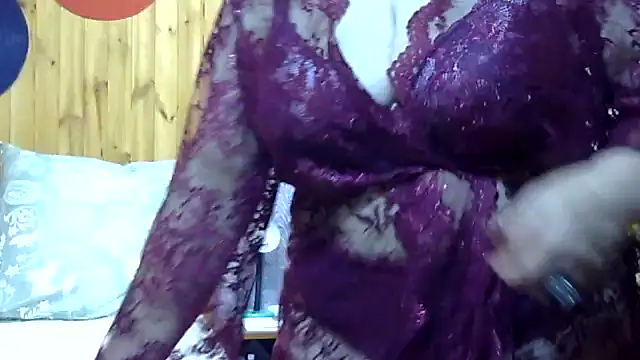 Emma52610 online show from October 16, 2025, 4:43 am