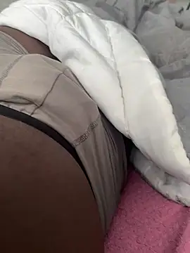 sbusiso1 online show from April 8, 2026, 5:42 am