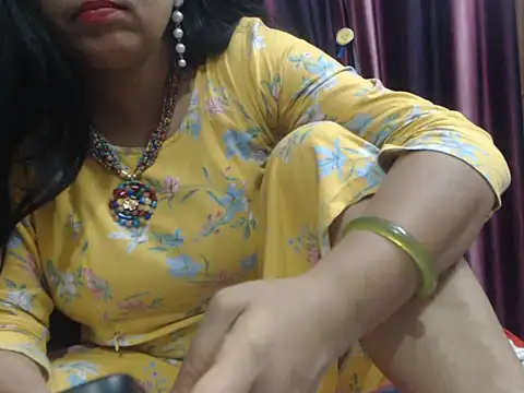 prettyindiandoll online show from August 4, 2026, 6:18 am