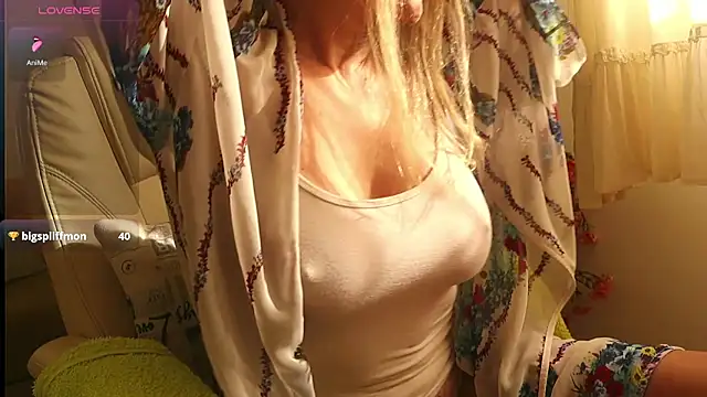 Kishaxxx online show from February 9, 2025, 9:05 am