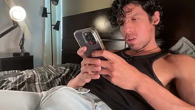 beranco19 online show from March 16, 2026, 8:33 pm