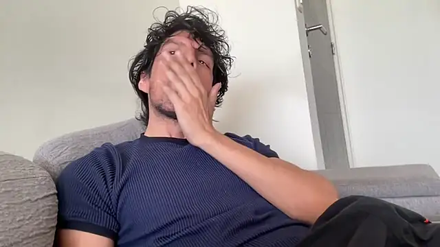 beranco19 online show from March 13, 2026, 4:56 pm