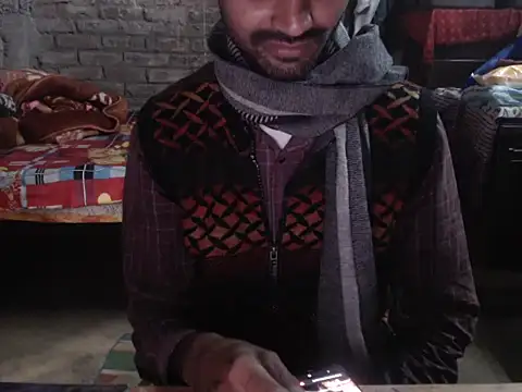 ThethunderPo online show from December 17, 2025, 4:17 am