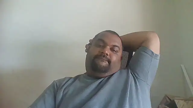 Snapshot of FatCockBoySL chatting on May 23, 2026, 4:33 am FatCockBoySL online show from May 23, 2026, 4:33 am