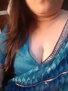 naughtymadam online show from May 19, 2026, 6:09 am