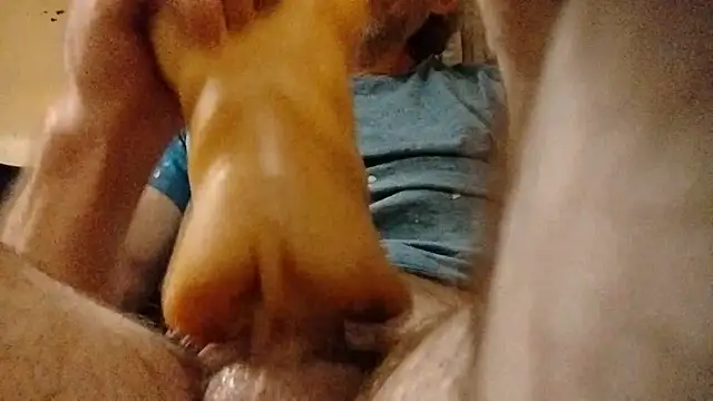 ROBERT0516 online show from September 30, 2025, 10:49 pm