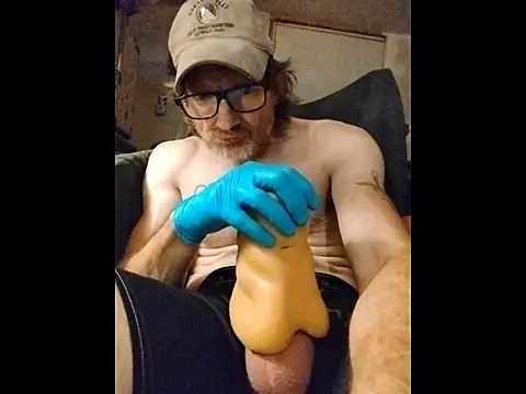 ROBERT0516 online show from October 18, 2025, 9:33 am