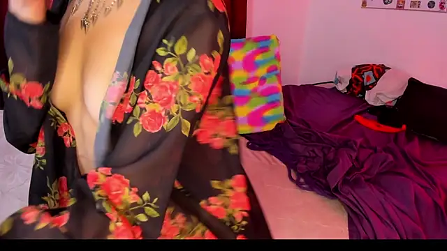 Snapshot of dungeongirls chatting on January 6, 2025, 11:09 pm dungeongirls online show from January 6, 2025, 11:09 pm