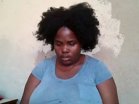sexybigboobz online show from June 25, 2026, 7:02 am
